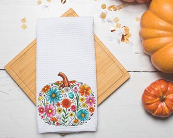Floral Pumpkin Towel- Fall Kitchen Towel- Tea Towel- Dish Towel- Fall Kitchen Decor- Fall Decor- Cute Pumpkin- Halloween- Waffle Towel-Retro