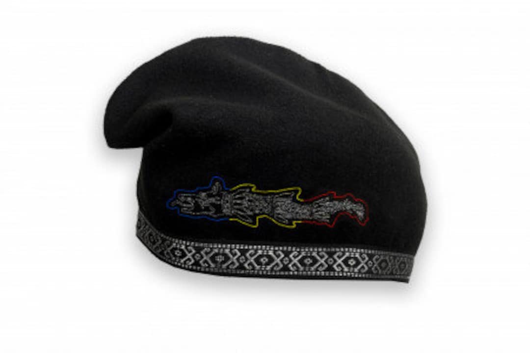 Dacic Lettering Traditional Dacic Hat