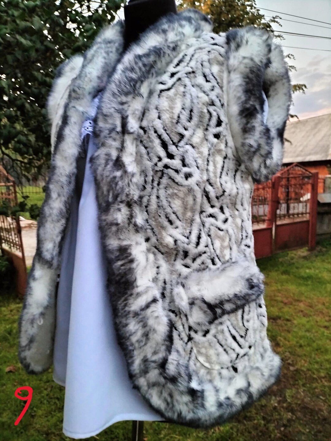 Romanian Vest main image 1