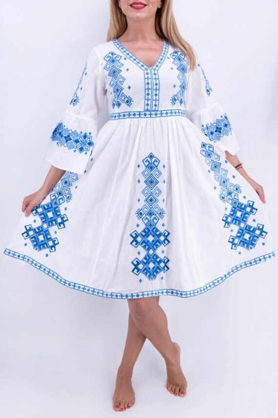 Traditional Romanian Dress Amanda 4 / Manual Sewn Embroidery  