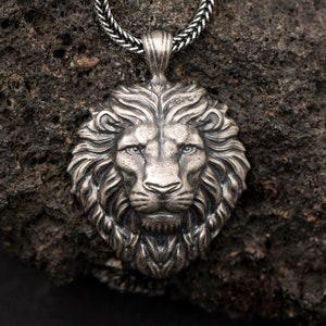 Lion mens necklace sale