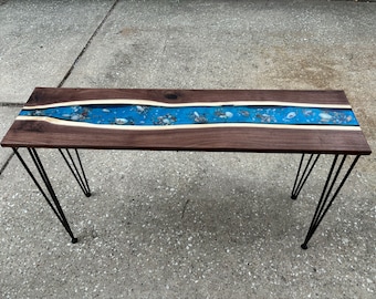 48 "Walnuss Akzent Tisch mit Teal Blue Resin River & Shell Inlays