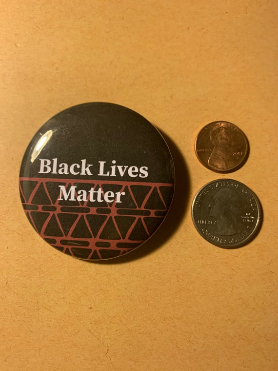 Black Lives Matter 4 New Large 2.25 Inch Set of 4 Pinback Buttons Badges Pins 57mm