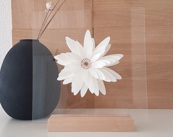 Papierblume an Acrylglas / paperflower / Deko modern / in Holzblock massiv / Acrylglas 20x20 cm/Papierblume 12x12cm /