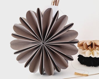 Paper flowers 3D / single flowers / D 24 cm / Colors: white, beige, black, anthracite / j