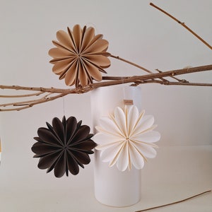 Papierblumen 3D / 3er-Set / D 12cm / Farben: weiß, beige, anthrazit / h Bild 1