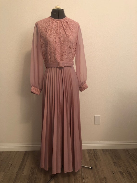 70's Pink Mauve Long Sleeve Belted Blouson Dress
