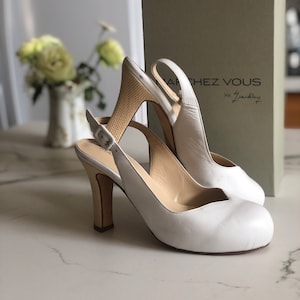 Marchez Vous White Leather Slingbacks