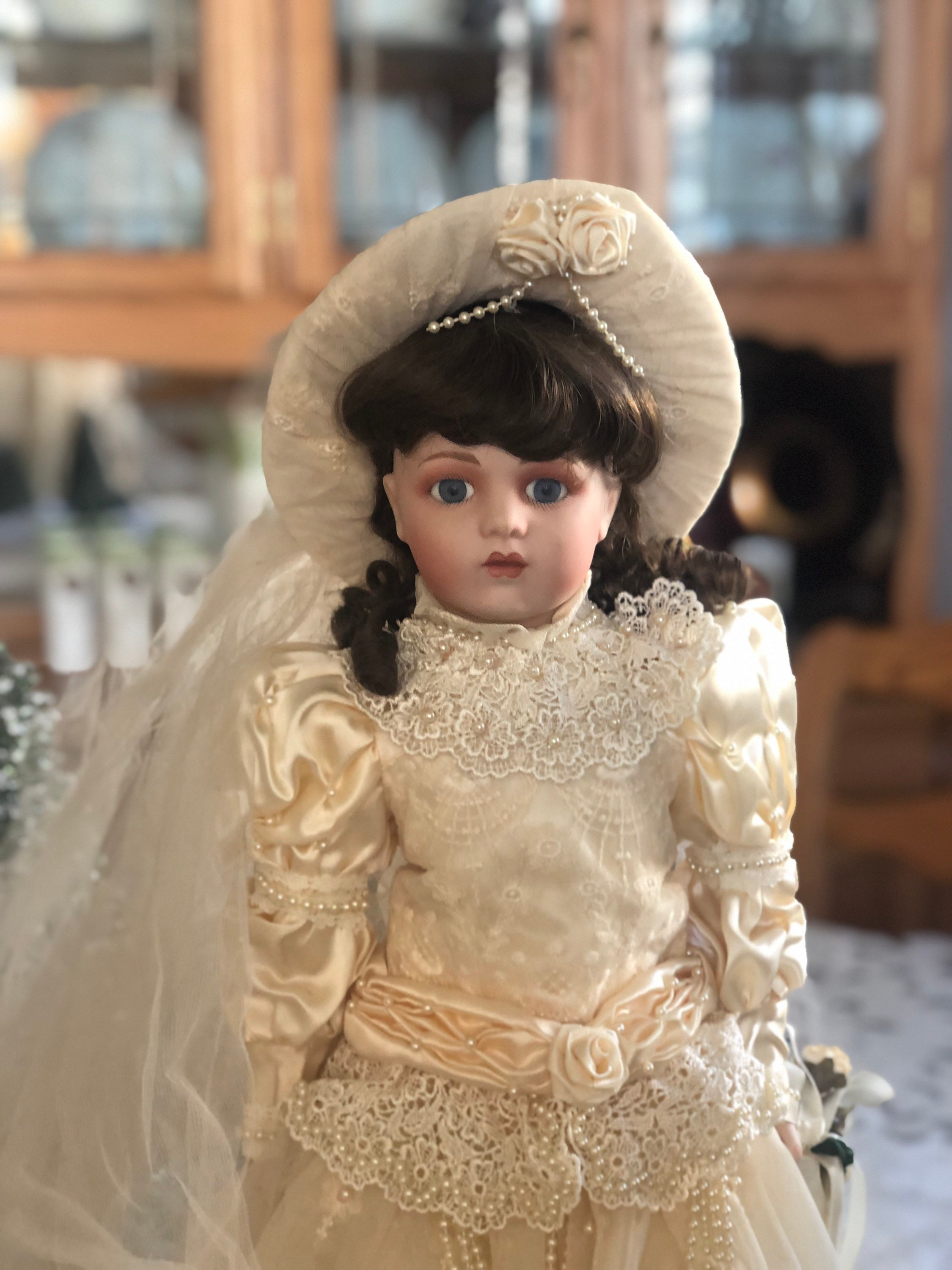 Sold at Auction: Vintage RARE Lovable Brand Bride Doll in Original