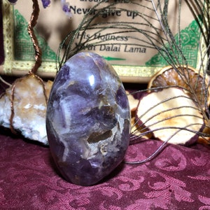 Amethyst crystal standing free form w/palpable energy. A chakra stone for crystal therapy. Rainbows too! Intuition crystal!A WOW piece!