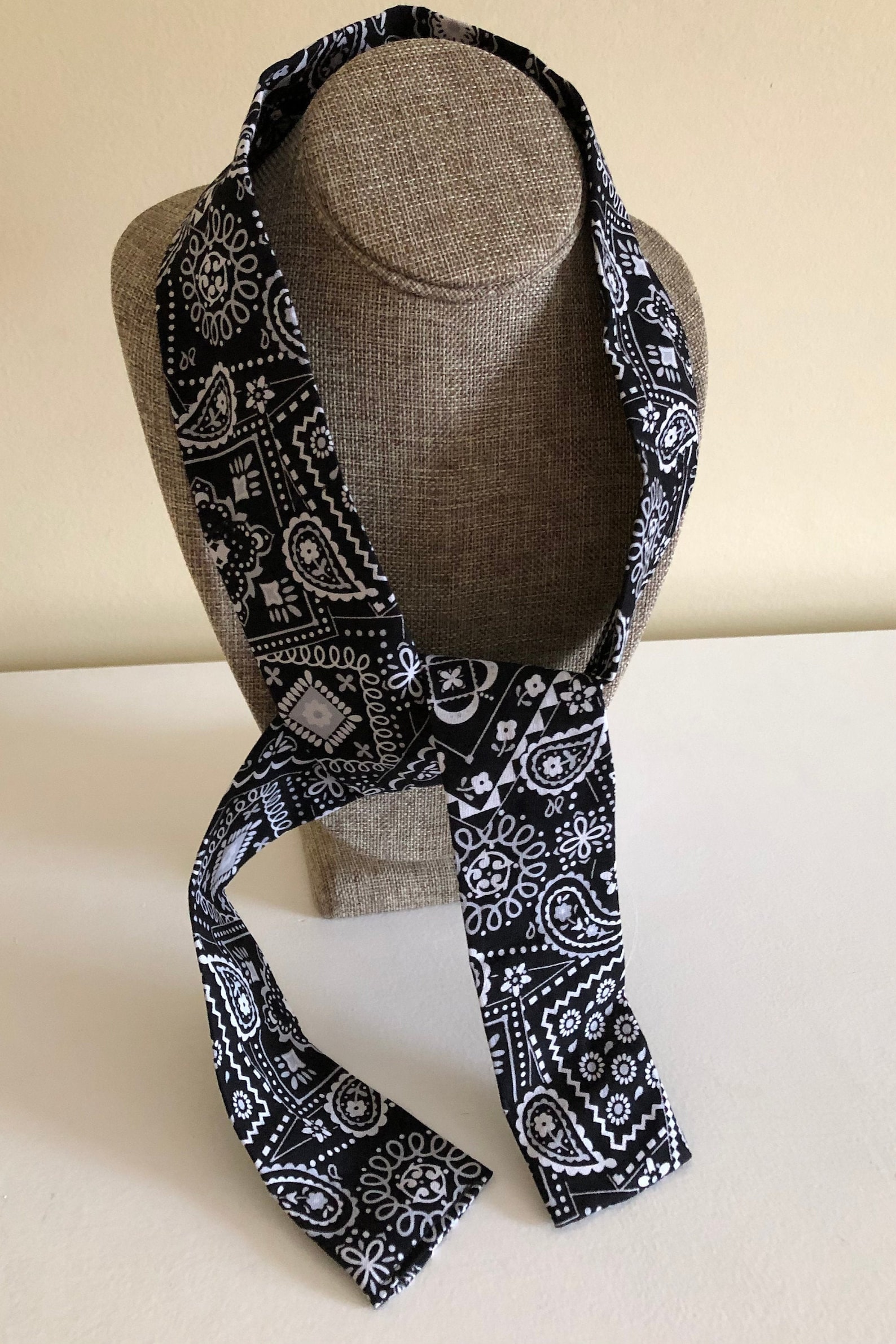 Black Bandana. Cool Tie, Neck Coolers, Cooling Head Wrap, Reusable