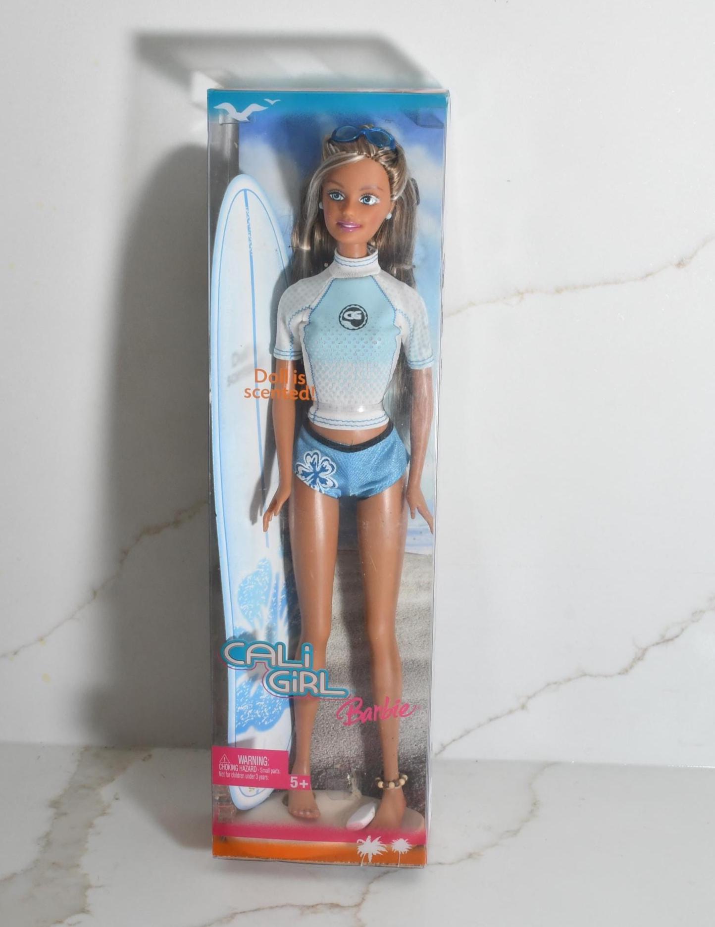 バービー　カリガール Barbie® Cali Girl™ Barbie® Doll - G8663 BarbiePedia