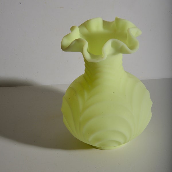 Vintage Fenton  Custard Drape Vase with Crimped Edge - Uranium Vase - Vaseline Glass Glows 8 inches lemon Custard satin