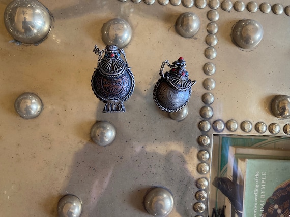 Vintage Perfume Bottles/Pendant/Souvenir