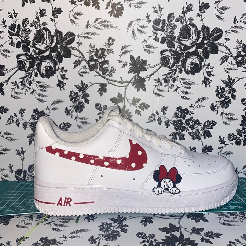 Customize Minnie Mouse Nike Air Force Made to order | Etsy