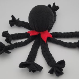 Fleece Octopus Dog Toy: Braided Legs, Toss and Fetch
