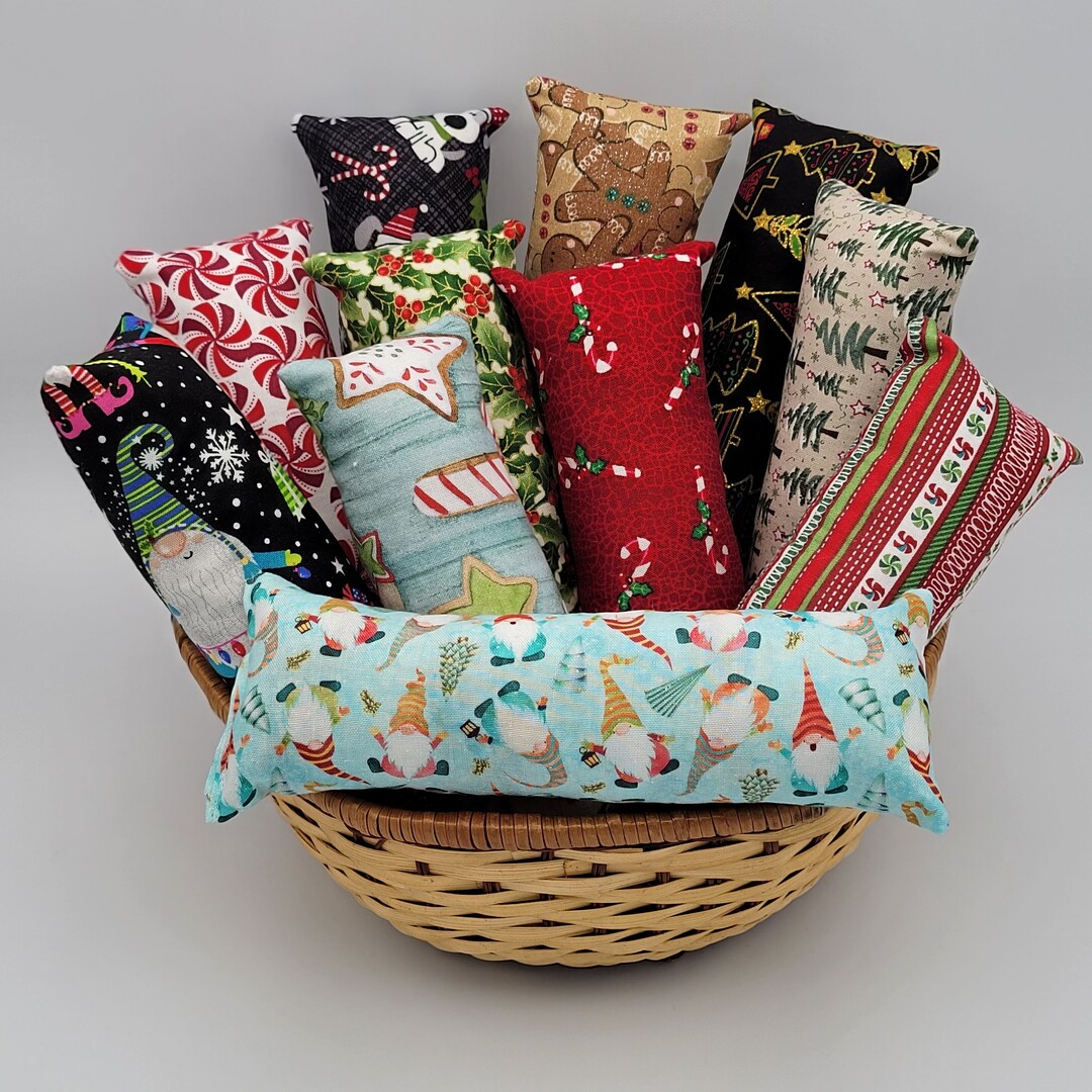 Christmas and Holiday Themed Cat Kickers Made With or Without Catnip Etsy