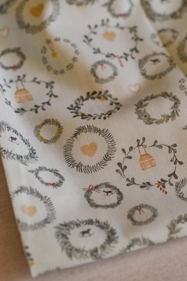 Bolsa para proyectos de bordado de flores silvestres, organizador de costura de mariposa turquesa, regalo para bordadoras, carpeta de punto de cruz floral con correa de cuero. imagen 16