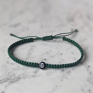Gepersonaliseerde armband/initiaalarmband/ macramé geknoopte armband met volledig verstelbare sluiting