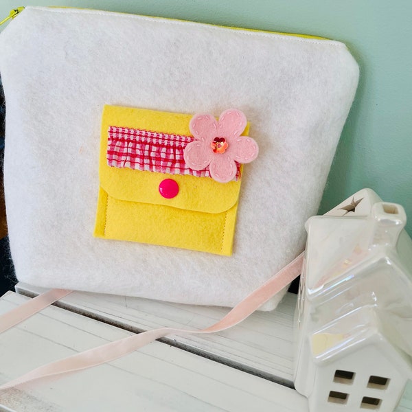 Pretty Felt Pouch