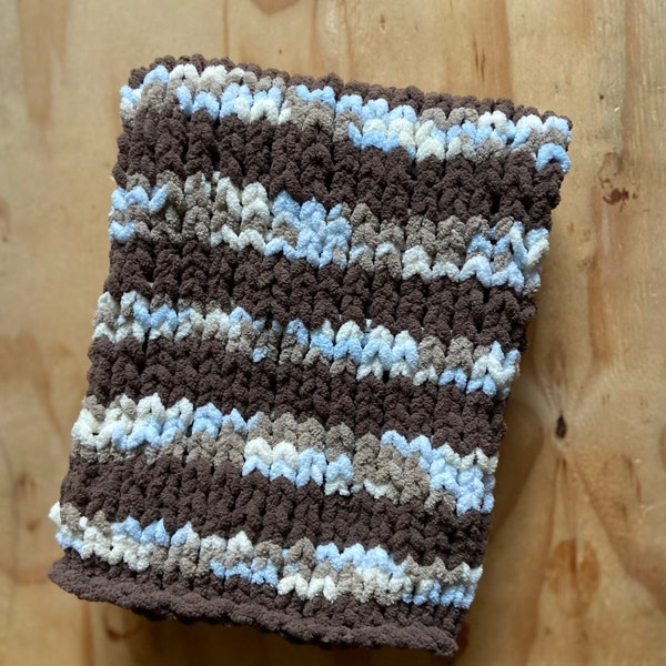 Handmade Chunky Knit Baby Blanket | Cuddly Extra Soft Babyblanket | Perfect Babyshower Gift