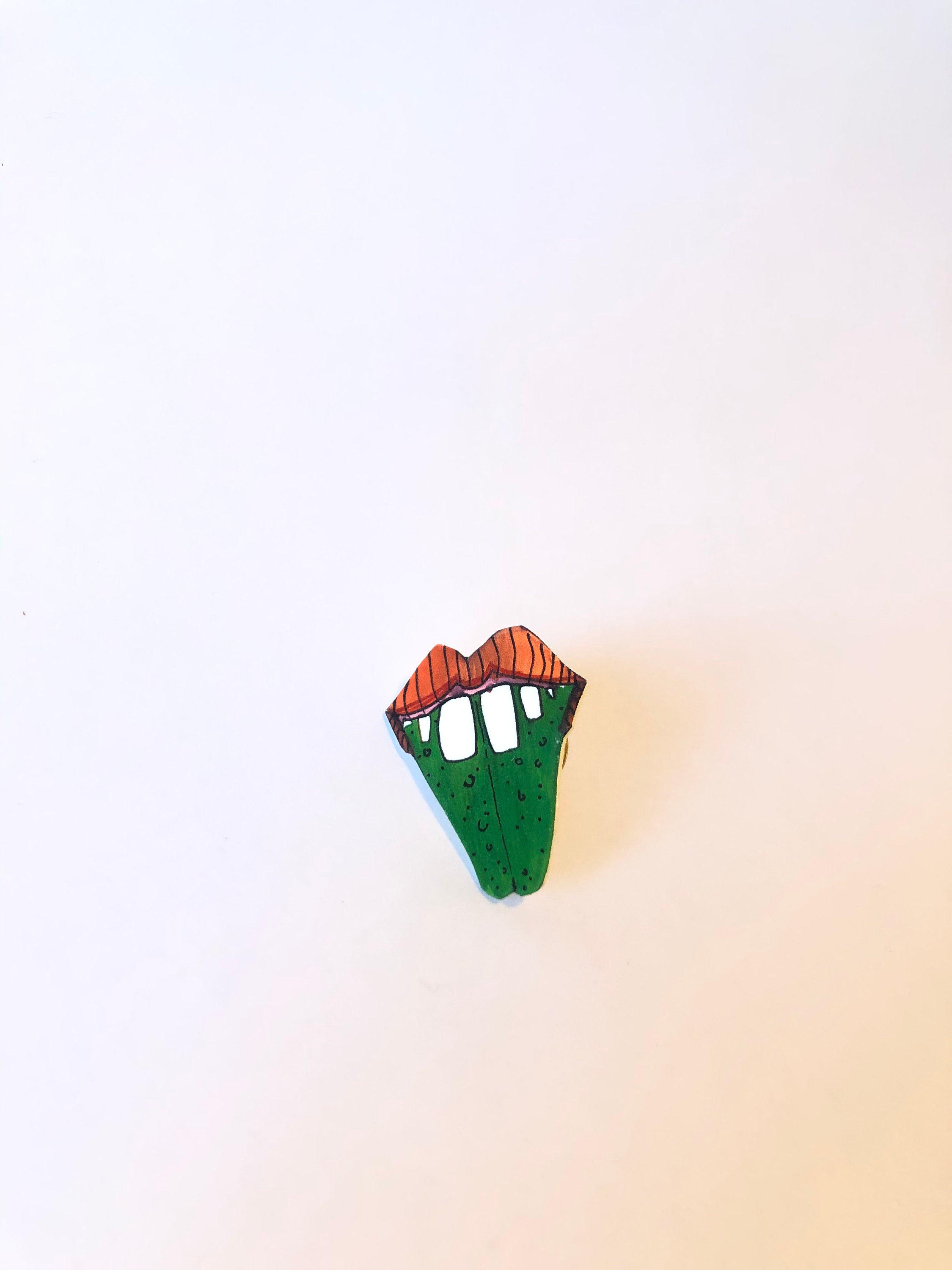 Broche De Solapa Con Bandera De España - Pin Metálico Esmaltado, 19x18 Mm, Ideal Para Decoración Y Colección