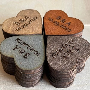 Coriandoli di legno personalizzati / Cuori personalizzabili / Cuori sparsi / Cuori rustici