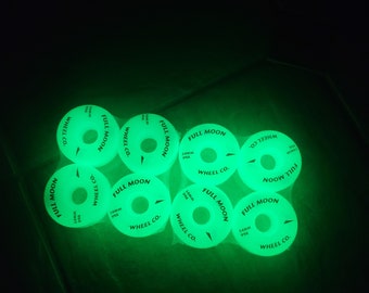 54mm 99a Conical Skateboard Wheels Glow In The Dark Full Moon Brand New White 8 Wheels