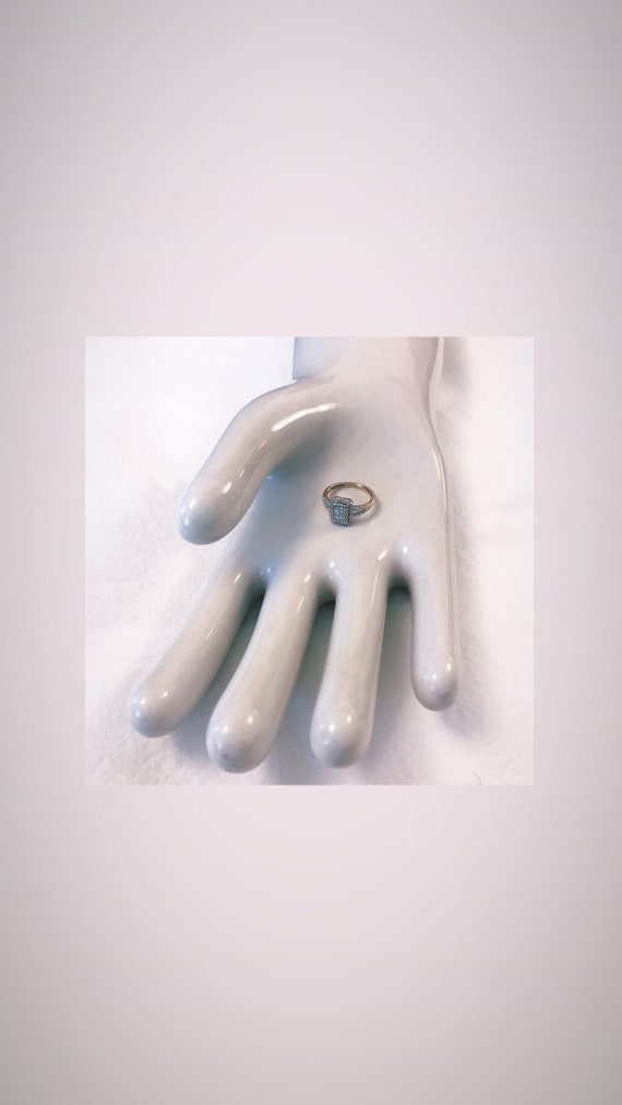 Diamonds cluster split shank ring - image 1