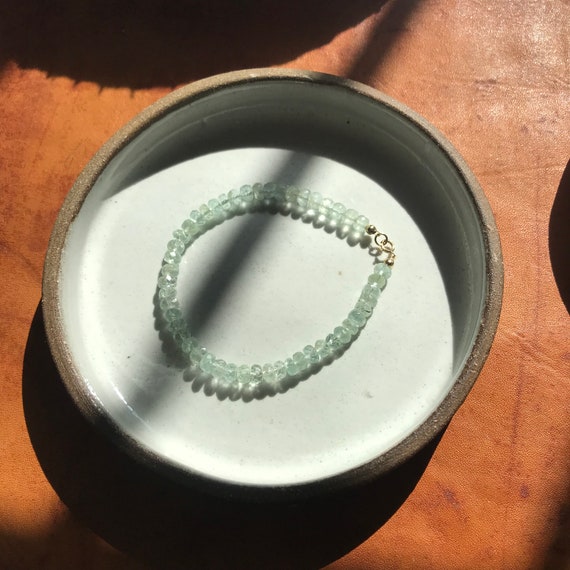 Beryl bead bracelet - image 2