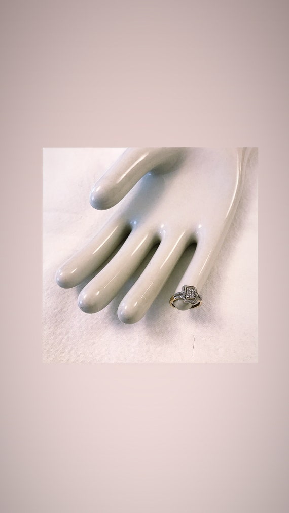 Diamonds cluster split shank ring - image 3