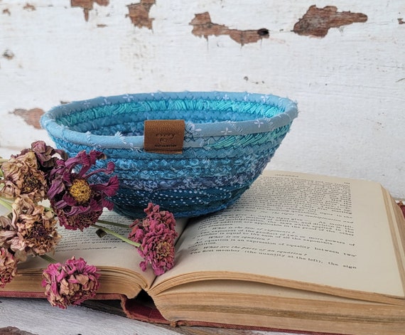 Fabric Scrap Bowl dusty Teal Fabric Basket, Coiled Rope Bowl, Rope