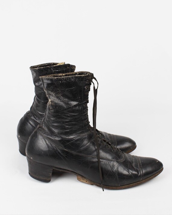 Victorian Men’s Laceup Boots