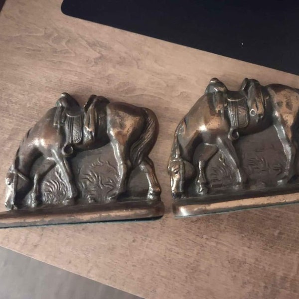 Antique Equestrian Cast Iron Highlighted Bronze Grazing Horse Bookends