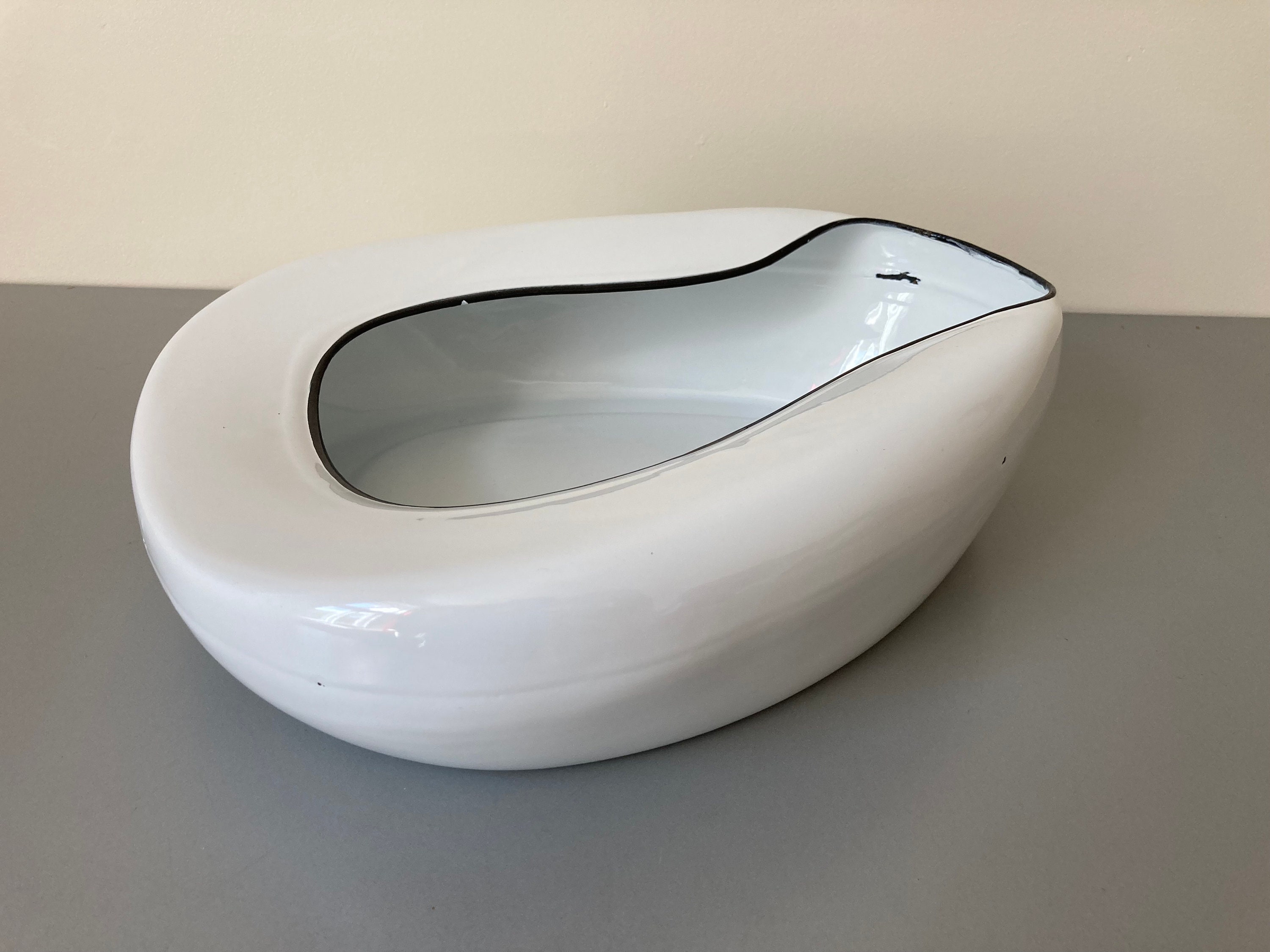 Bedpan Chamber old POT french enamel enamel white deco Vintage rustic