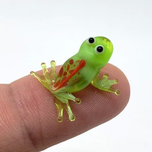 Super Mini Glass Figurines, Glass miniature, Small Glass Figurine, Blown glass, Handcrafted glass animal, Handblown glass, Art glass