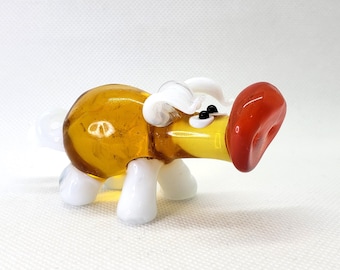 Handmade Glass Pig figurine, Blown Glass Pig, Glass Pig Miniature, Glass Pig Collection, Art Glass, Glass Animal Figurine, Handblown glass