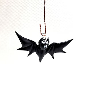 Glass Pendant Bat, Glass Miniature Bat, Bat Necklace, Lampwork, Hand blown bat, Bat Figurine, Halloween Bat, Halloween Decorations,Art glass
