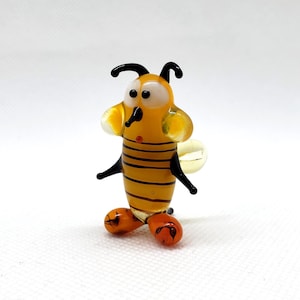 Small Figurine, Little Glass Animals, Blown Glass Bee, Figurine Collection, Glass Animal Figurine, Sculpture made of glass, Unique gift