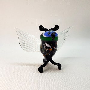 Eulenfigur, Eule aus mundgeblasenem Glas, Sammlerstück Wohnkultur Figur, Kunstglasskulptur, Miniaturvogel, handgefertigtes Glastier, einzigartiges Geschenk