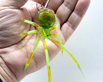 Hanging Green Spider, Figurine Blown Glass Spider, Handblown glass Spider, Lampwork Spider, Animal Glass Figurine, Glass miniatures