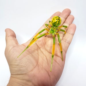 Large Green Spider figurine, Figurine Blown Glass Spider, Handblown glass, Lampwork Spider, Animal Glass Figurine, Glass Insect, Art Glass