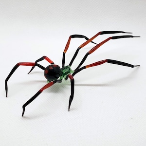 Art glass Spider figurine, Figurine Blown Glass Spider, Handblown glass Spider, Lampwork Spider, Spider Animals Glass, Glass miniatures