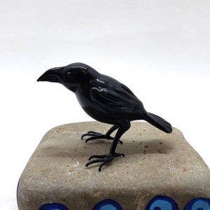 Black Crow Glass Figurine, Glass animals, Hand blown glass, Bird sculpture, Animal Glass Figurine, Glass miniatures, Home decor, Unique Gift