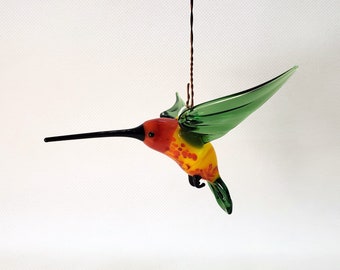 Hummingbird figurine, Flying birds hummingbird, Glass animals, Hand blown glass, Bird sculpture, Home decor, Glass miniatures, Unique Gift