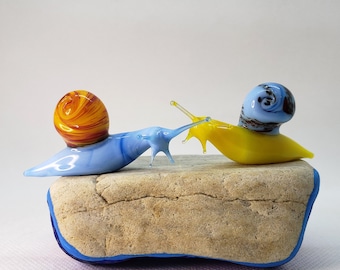 ガラス カタツムリの手彫刻 カタツムリ ガラス彫刻 ガラス カタツムリ