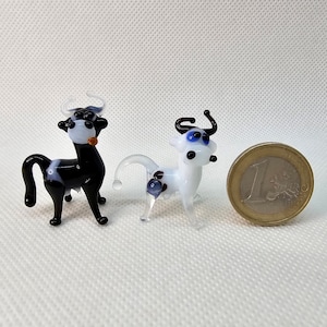 Glass Miniature Cow, Glass miniature, Small Glass Figurine, Blown glass, Handcrafted glass animal, Handblown glass, Little Glass Animals