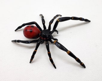 Tarantula glass figurine, Hand Blown Glass Tarantula, Blown Glass Tarantula Spider, Sculpture Tarantula, Lampwork Spider, Art Glass Spider