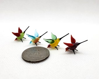 Super Mini Glass Hummingbird, Glass miniature, Bird sculpture, Small Glass Figurine, Handcrafted glass animal, Handblown glass, Home decor