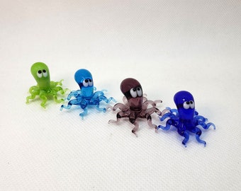 Glass Miniature Octopus, Small Glass Octopus, Miniature Octopus, Glass Octopus sculpture, Little Glass Animals, Blown glass, Art Collectible